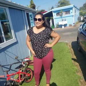 Meet your Posher, Aracely